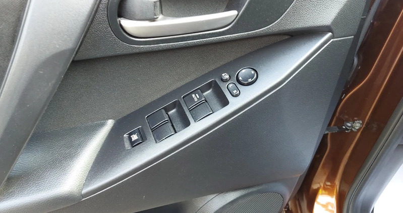 Mazda 3 cena 28900 przebieg: 110898, rok produkcji 2011 z Poznań małe 781